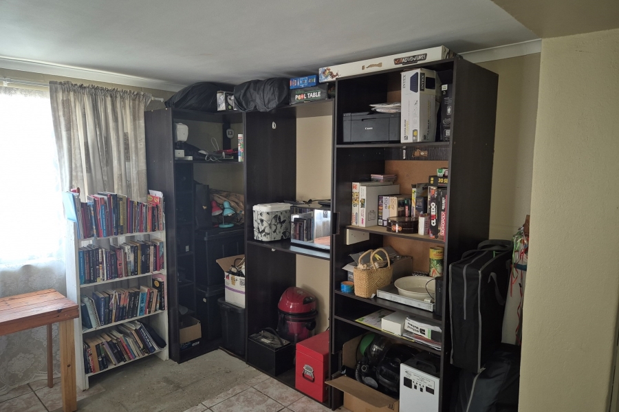 4 Bedroom Property for Sale in Onverwacht Western Cape